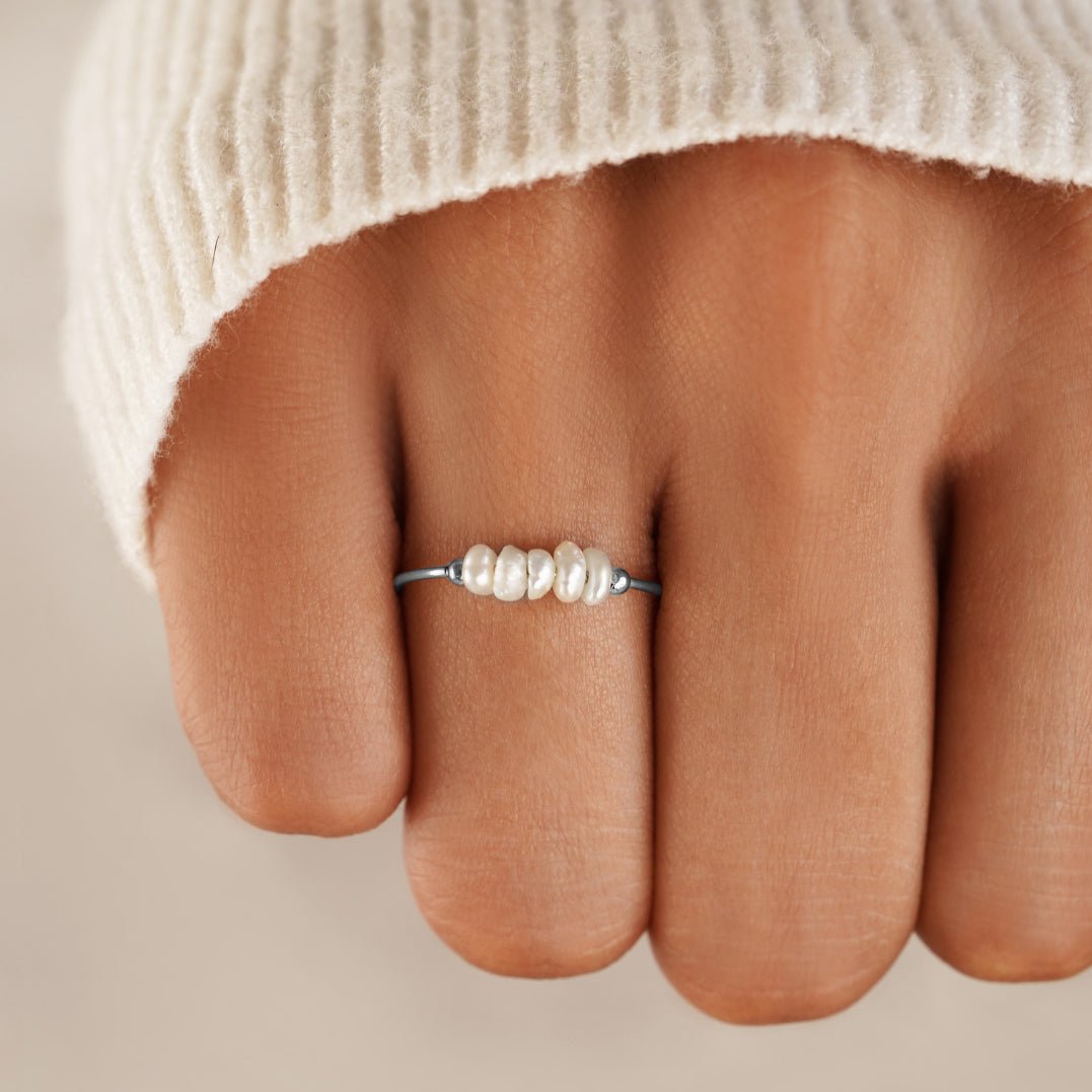 Aria | Minimal Silver Ring